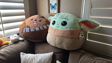 Star Wars Chewbacca & Grogu Plush Pillows – New with Tags