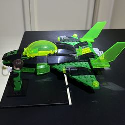 Lego Green Latern With Jet  