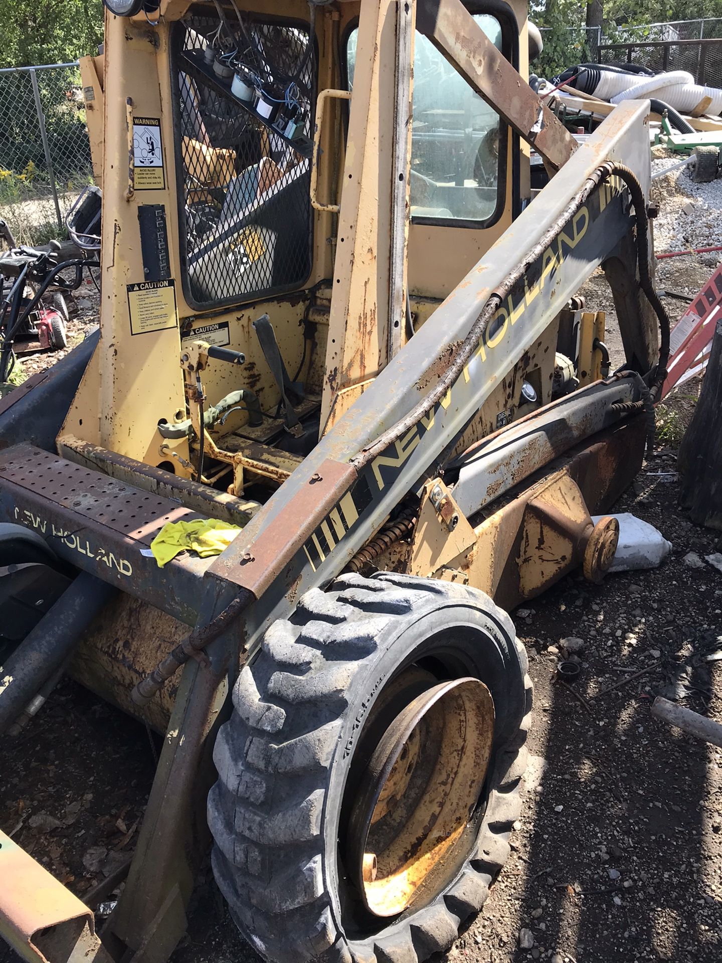 New hollan skid steer