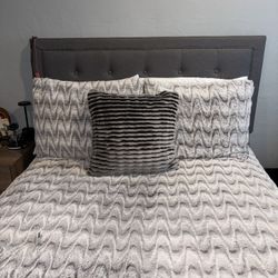 Full Size, Bedframe