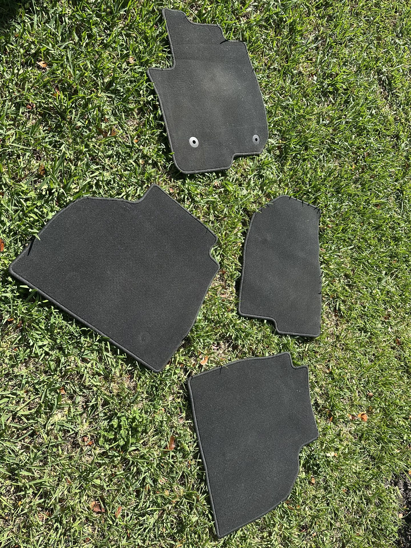 Front And Rear Carpeted Floor Mats - Jet Black - Silverado Sierra 1500