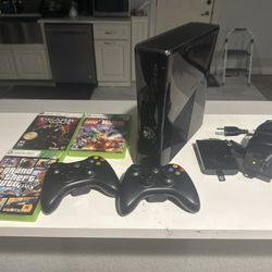 Xbox 360 Slim w/ 250GB HDD, 2 Controllers, 3 Games – Great Condition!