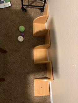 Wooden corner shelf