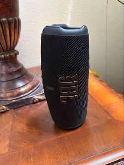 JBL Charge 6 Portable Speaker