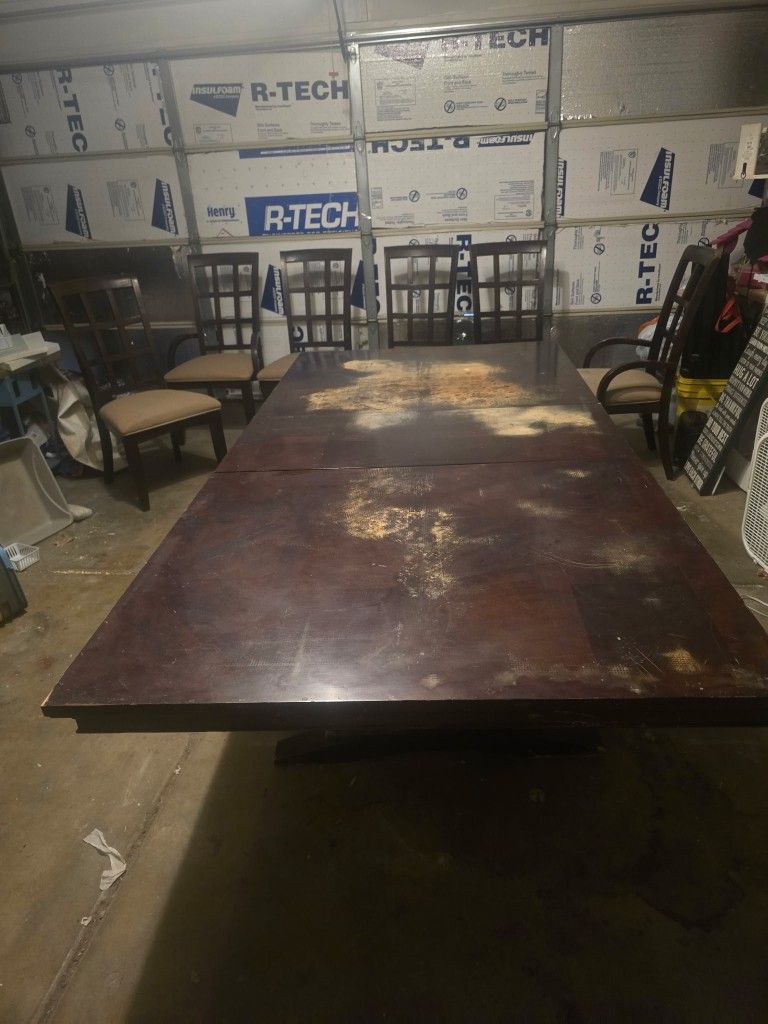 Free Wood Dining Table