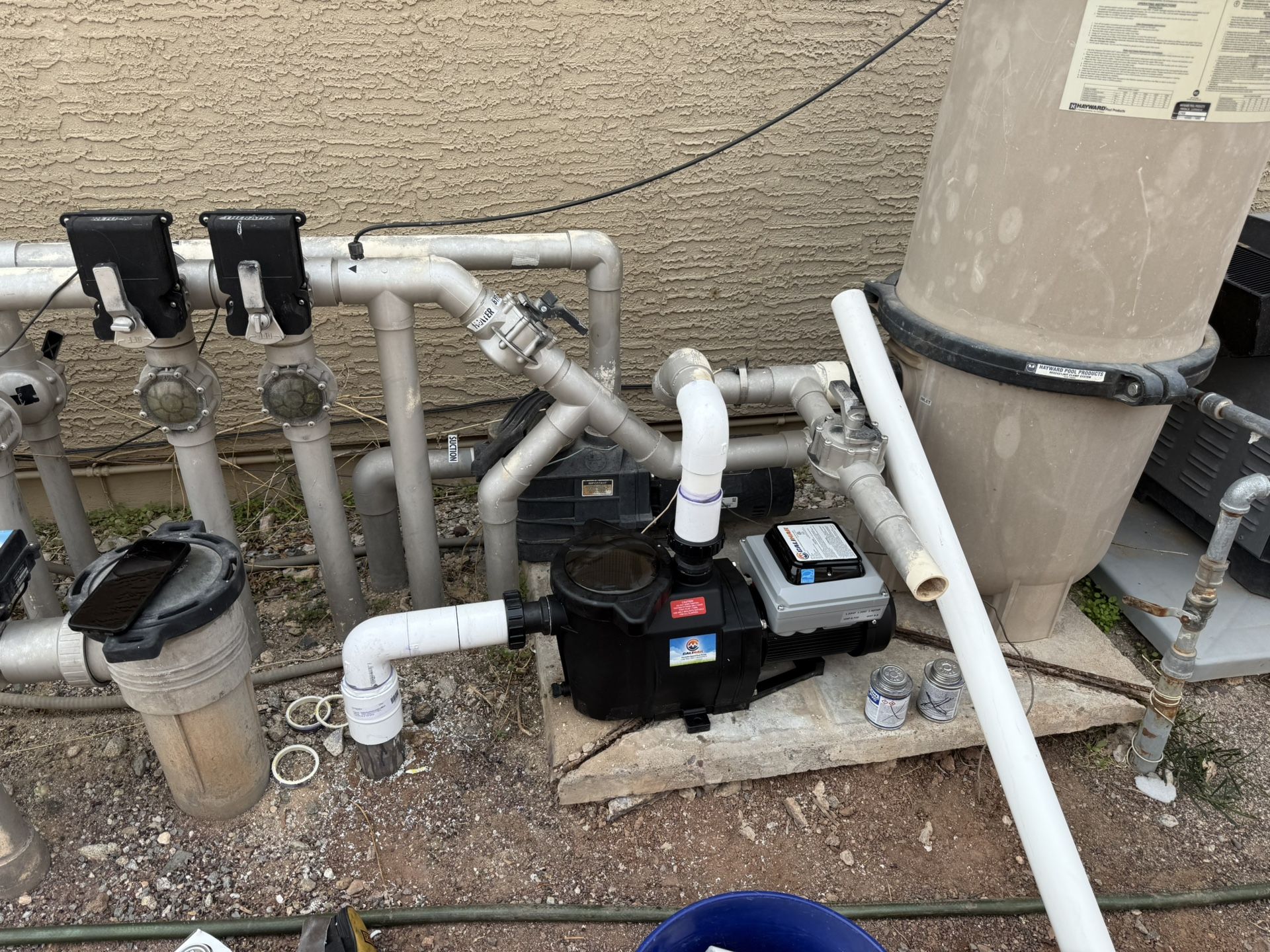 Pool Equipment New/used Motors, Pumps, Filters, Valves, Unions