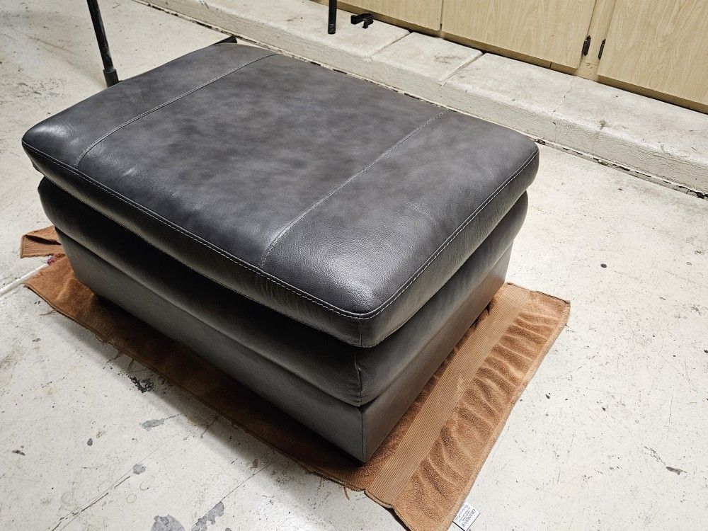 Gleason Charcoal Ottoman