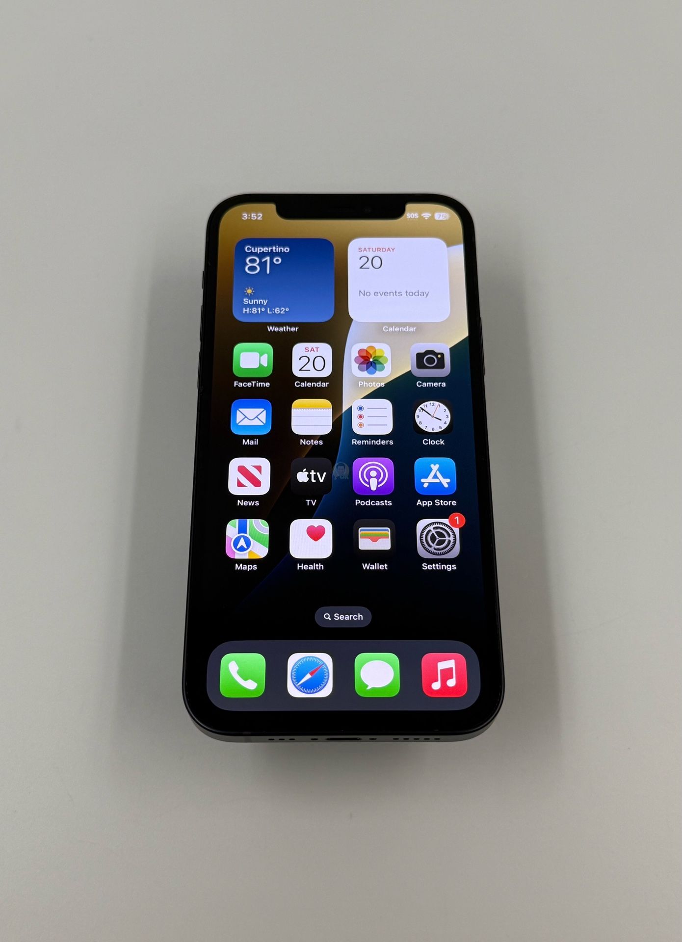 iPhone 12 95% Battery Unlocked