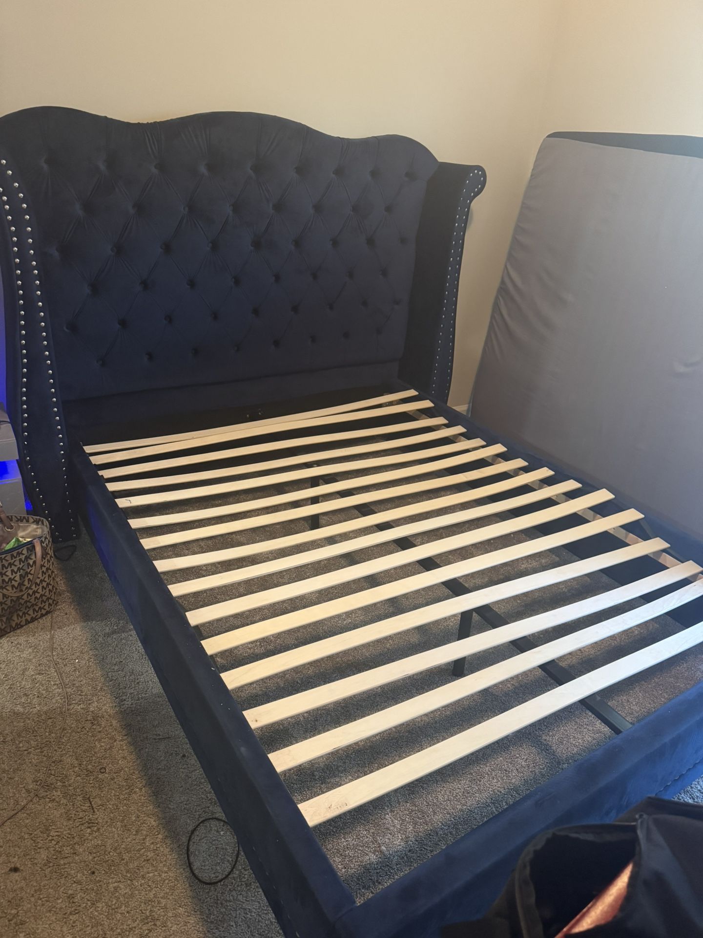 Navy Blue Velvet Upholstery Queen Size For Sale