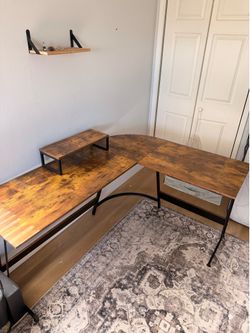 Work desk / gaming desk