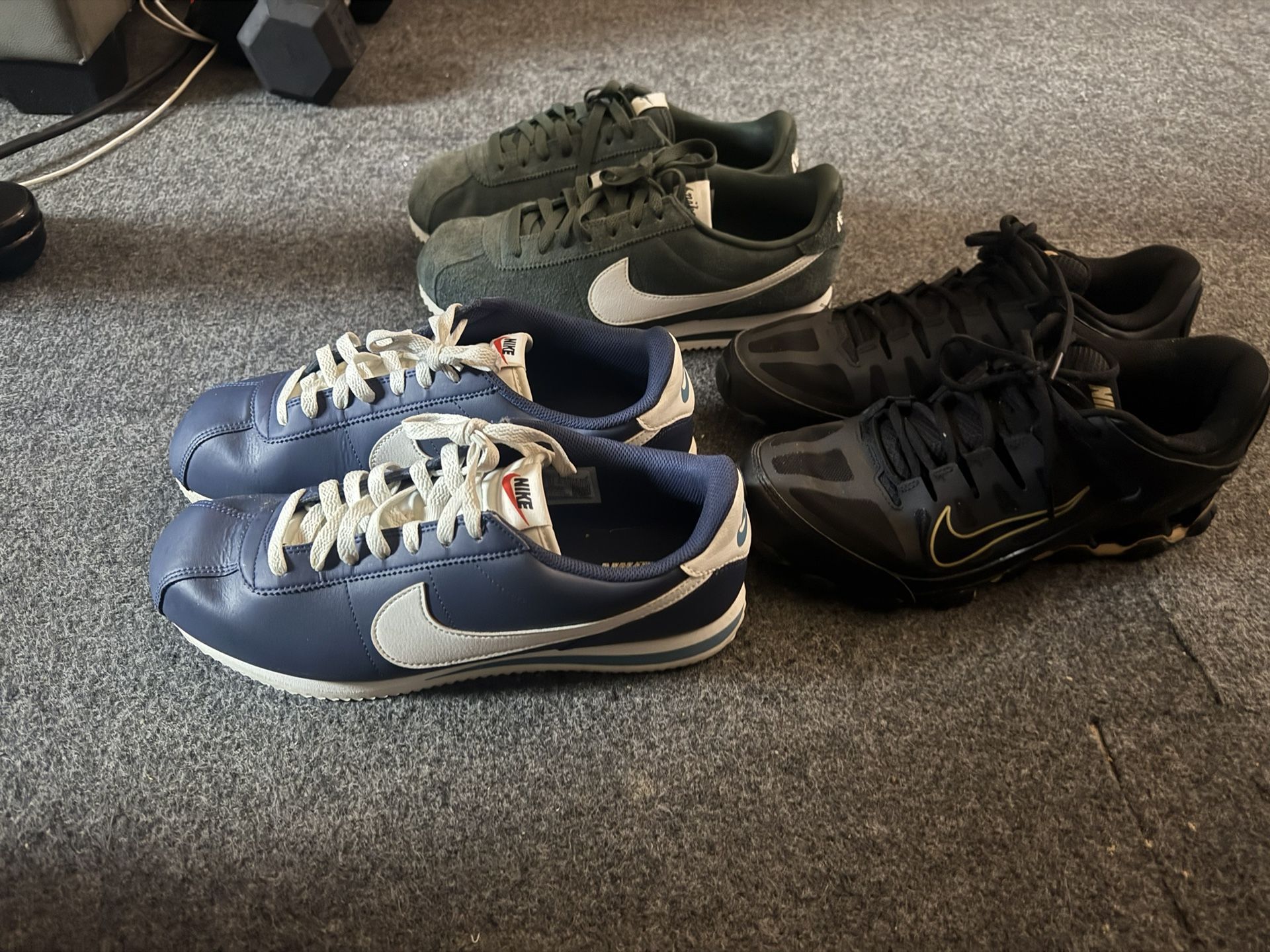 Lot Of 3 Pair Of Nike Shoes 2 Nike Cortez Size 10.5 Both The Other Nike Running Shoes Size 10