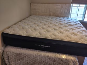 Luxe Midnight, King, Cover: Original Cover, Top Layer: Original Layer Like New, Perfect Condition