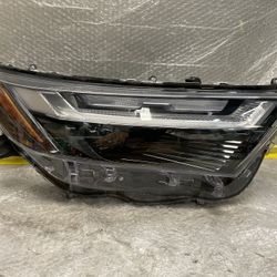 2022 2023 2024 Toyota RAV4 Right Headlight