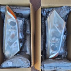 Headlight Assemblies Both Driver And Passenger 2015 Nissan Quest