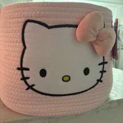 NWT XXL hello kitty storage bin