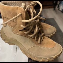 Oakley Shadow Boots Never Worn Size 7 