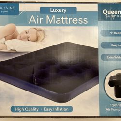 Oak + Vine Home Luxury Queen Air Mattress with Electric Air Pump New in Box