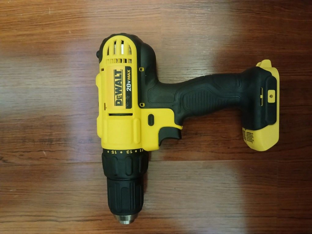 Dewalt Drill 1/2 Inch