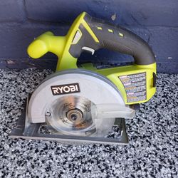 CIRCULAR SAW 5"1/2 RYOBI 18V TOOL ONLY