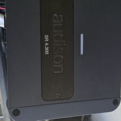 Car Audio Amplifier 