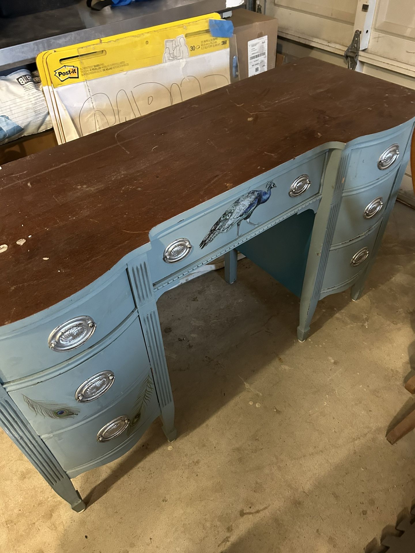 Vanity Dresser