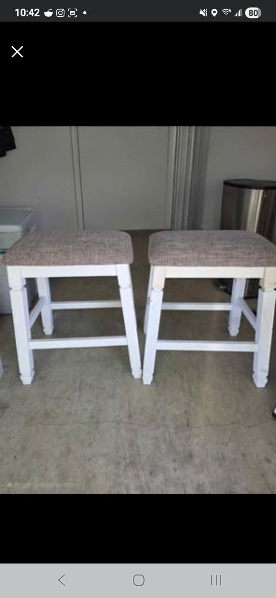Ashley Furniture Bar Stools