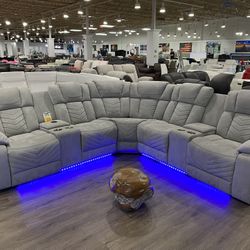 💎💎GORGEOUS LED SECTIONAL POWER RECLINING  $800 OFF !💎💎 $1699