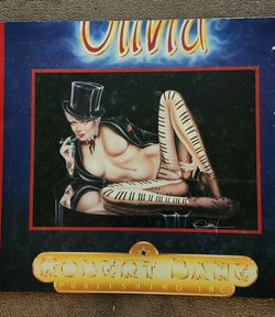  Olivia de Berardinis Art