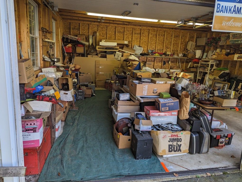 Brimfield MA September Flea Market Tag Sale