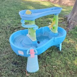 Kids water table