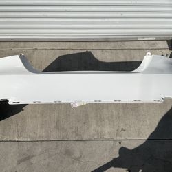 2018 2020 TOYOTA CAMRY LE REAR BUMPER COVER CAPA 