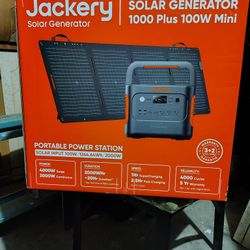 Jackery Solar Generator 