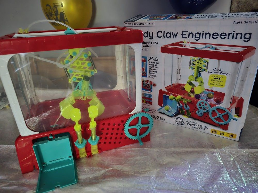 Candy Claw Engineering Machine