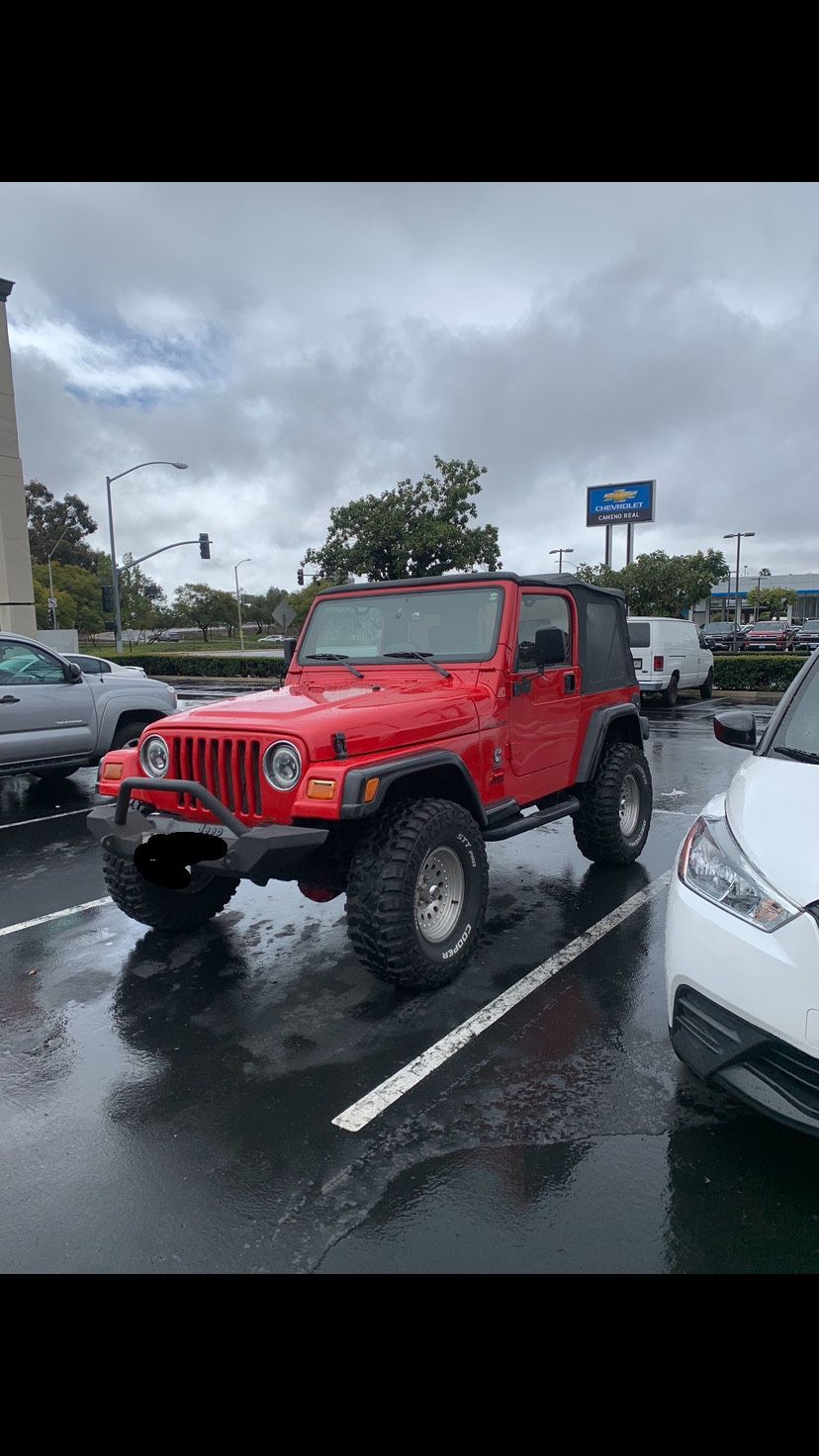 2000 Jeep Wrangler for Sale in Los Angeles, CA - OfferUp
