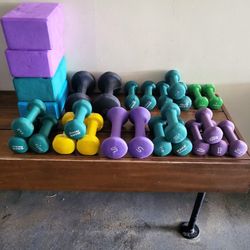 Light Dumbbell Weights And Blocks