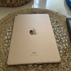 Apple Tablet For Parts 
