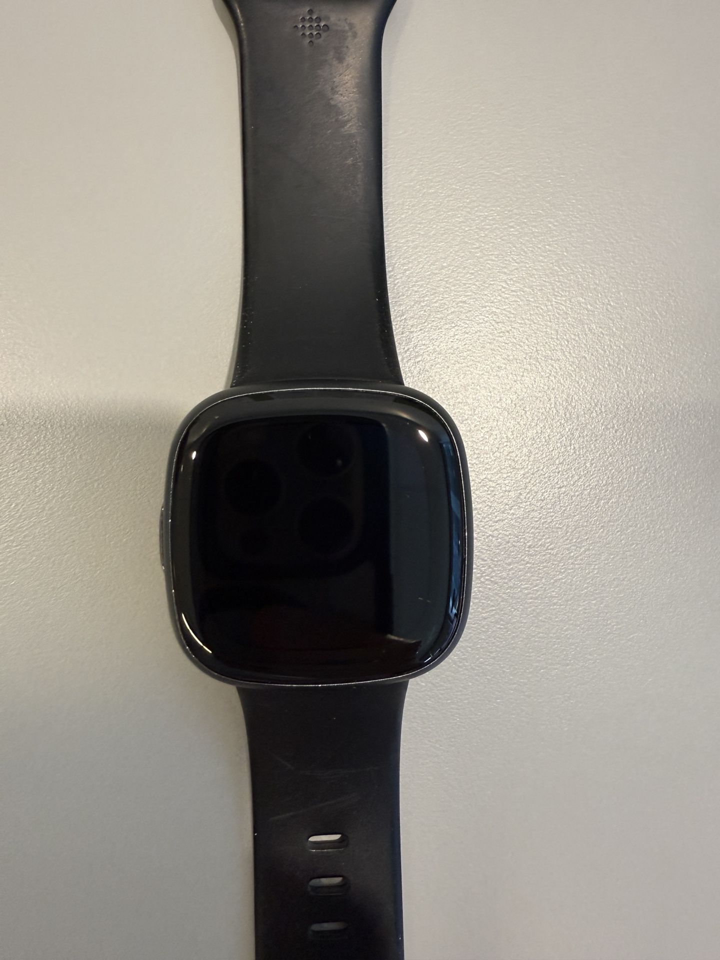 Fitbit Versa 4