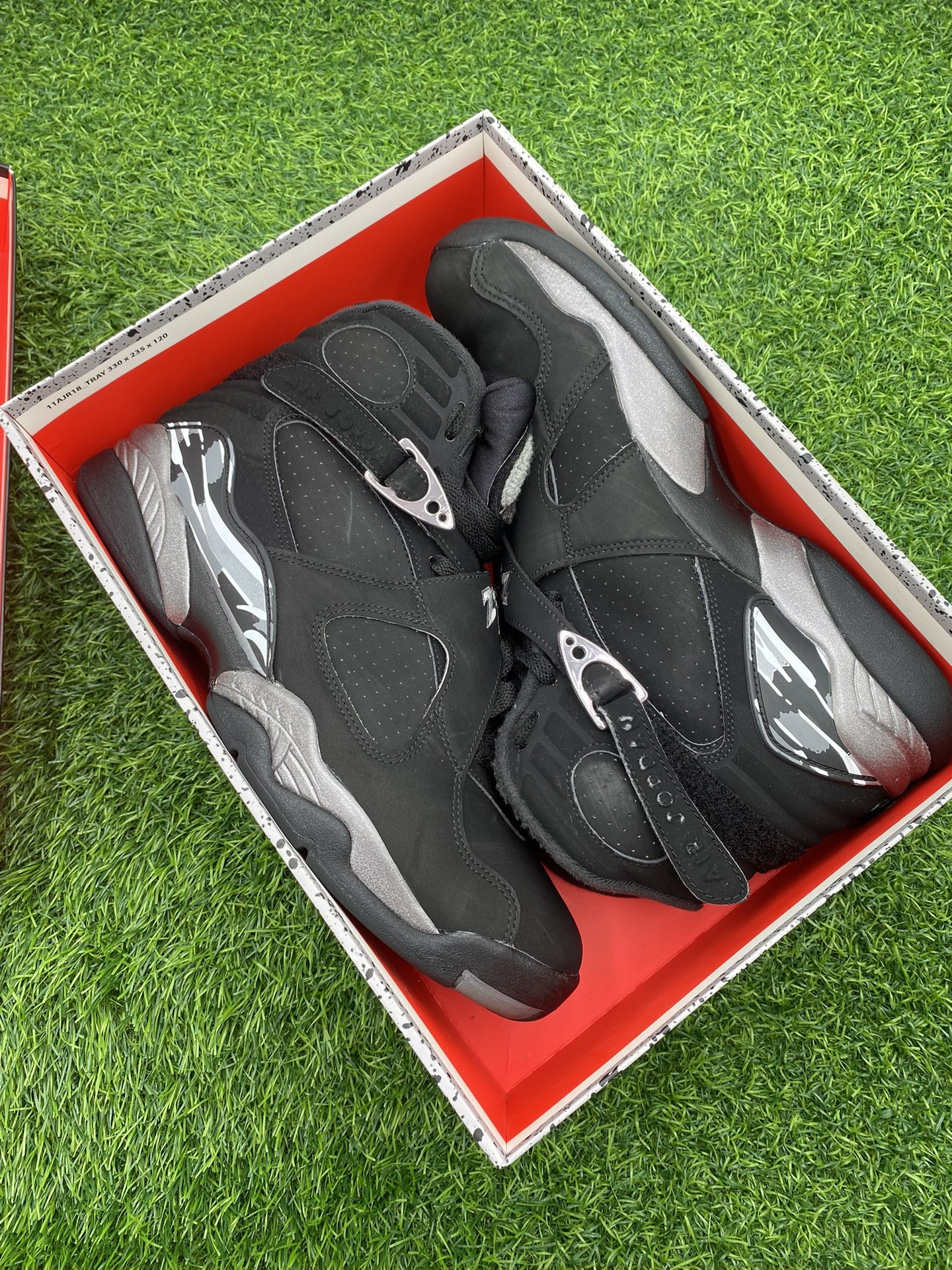 Jordan 8 “Chrome” Size 11M