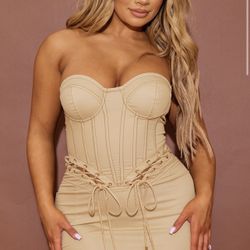Pretty Little Thing Corset Body con Dress