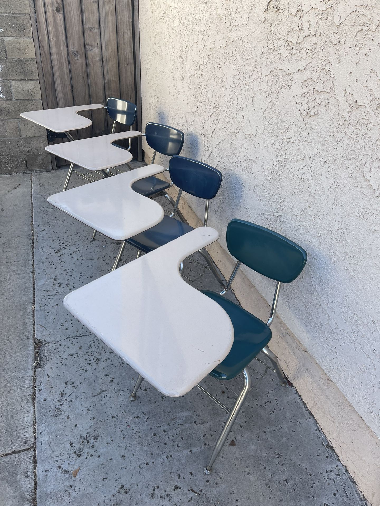 School Desk Chairs x4