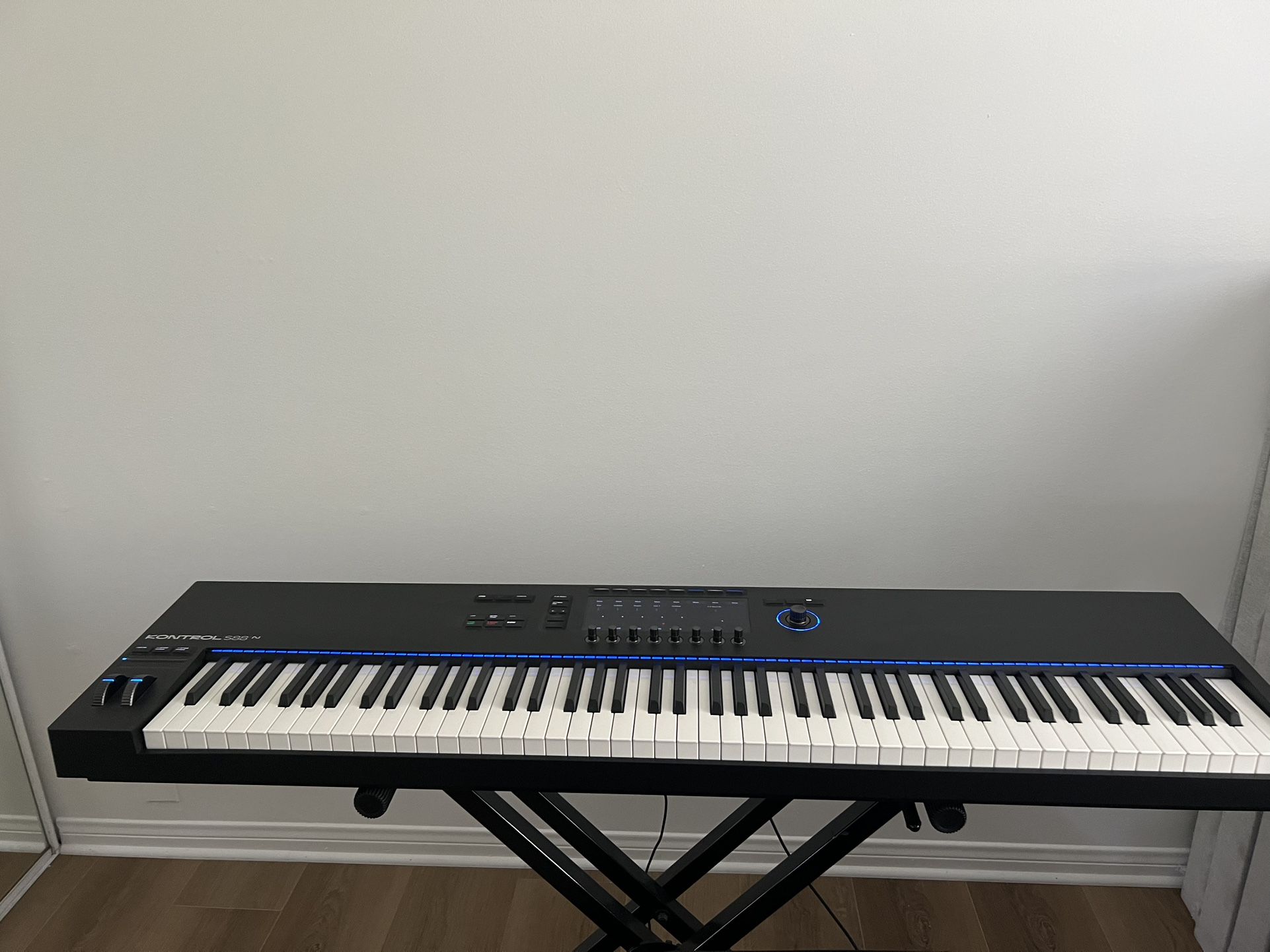 Native Instruments Kontrol S88 Mk3 88-key Smart Keyboard Controller