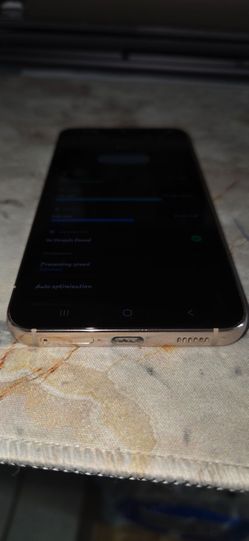 Factory unlocked samsung s22 256GB