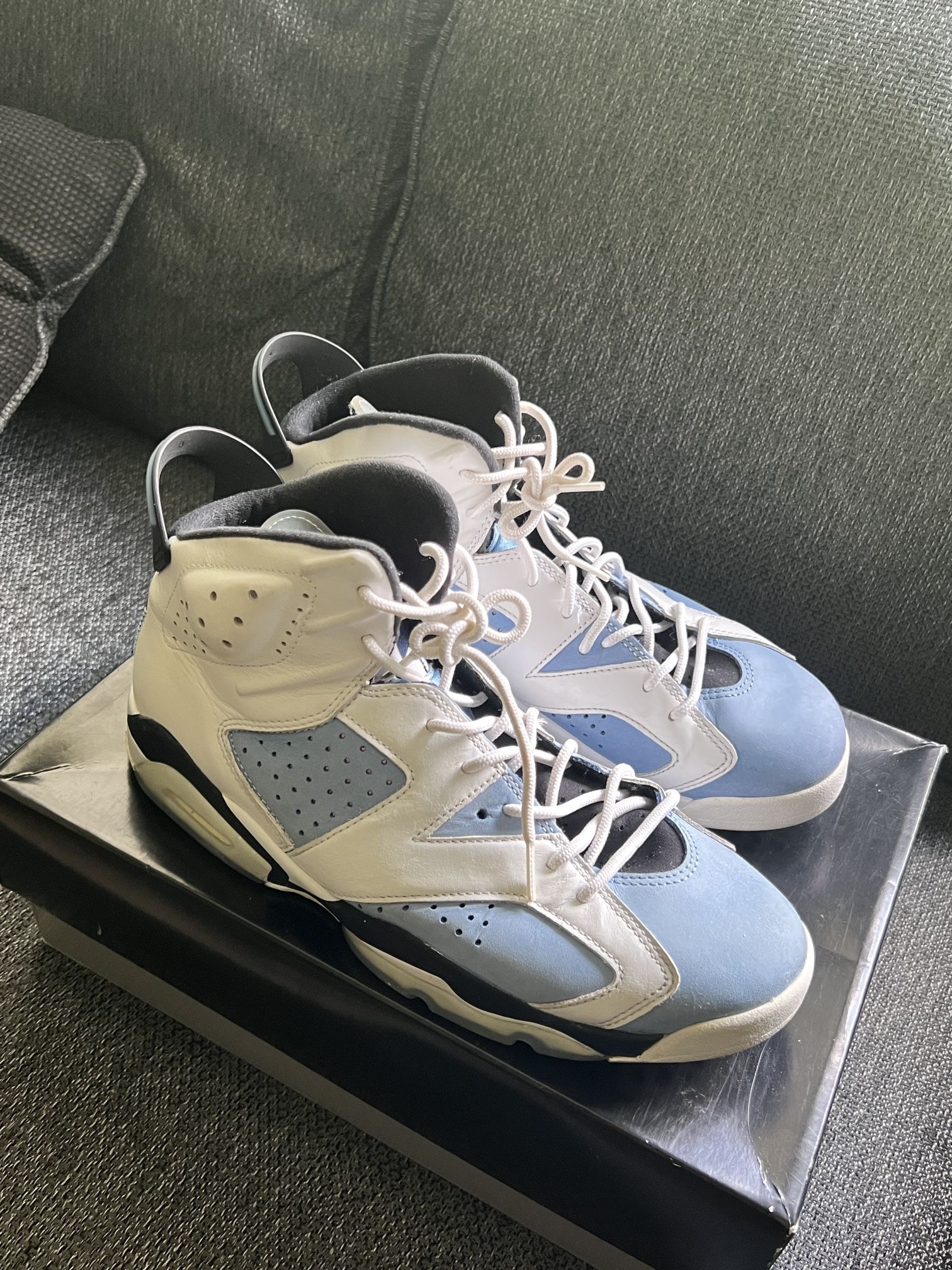 Air Jordan 6 Retro “ UNC Home”