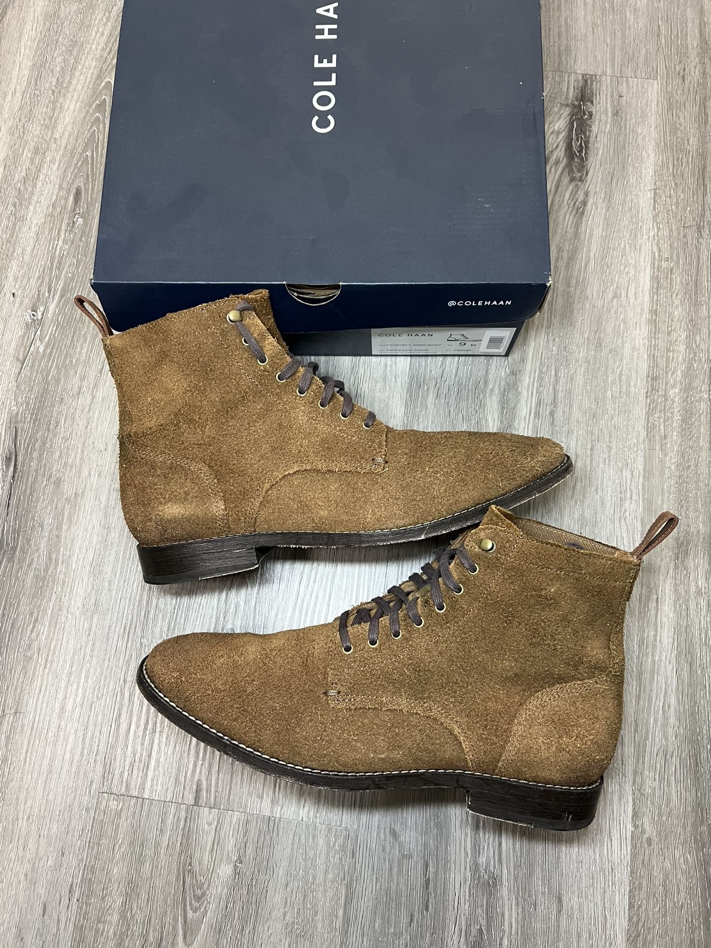 Cole Haan “Tan Suede” Lace Up Boots Size 9 In Men