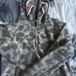 bape hoodie