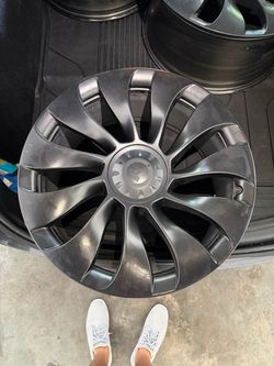 21 inch OEM Wheel Set Tesla Model Y Performance