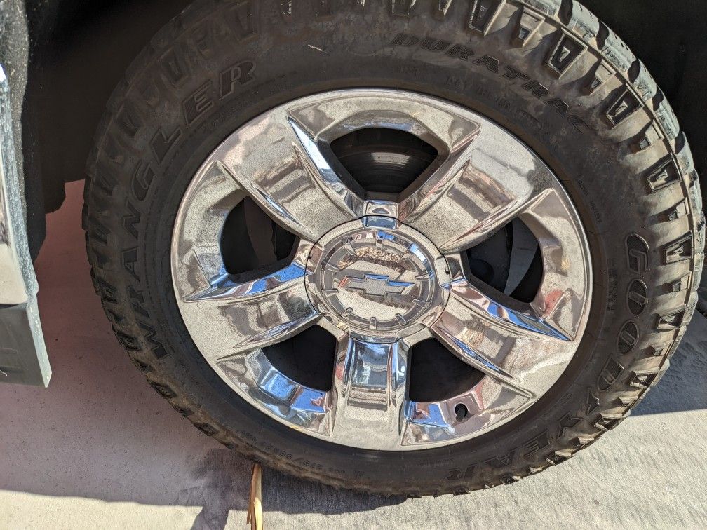 20in Stock Chevrolet Silverado LTZ Wheels And Tires
