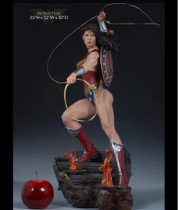 Sideshow Collectibles Exclusive Premium Format DC Wonder Woman Statue (trade For 1/6 Hot Toys)