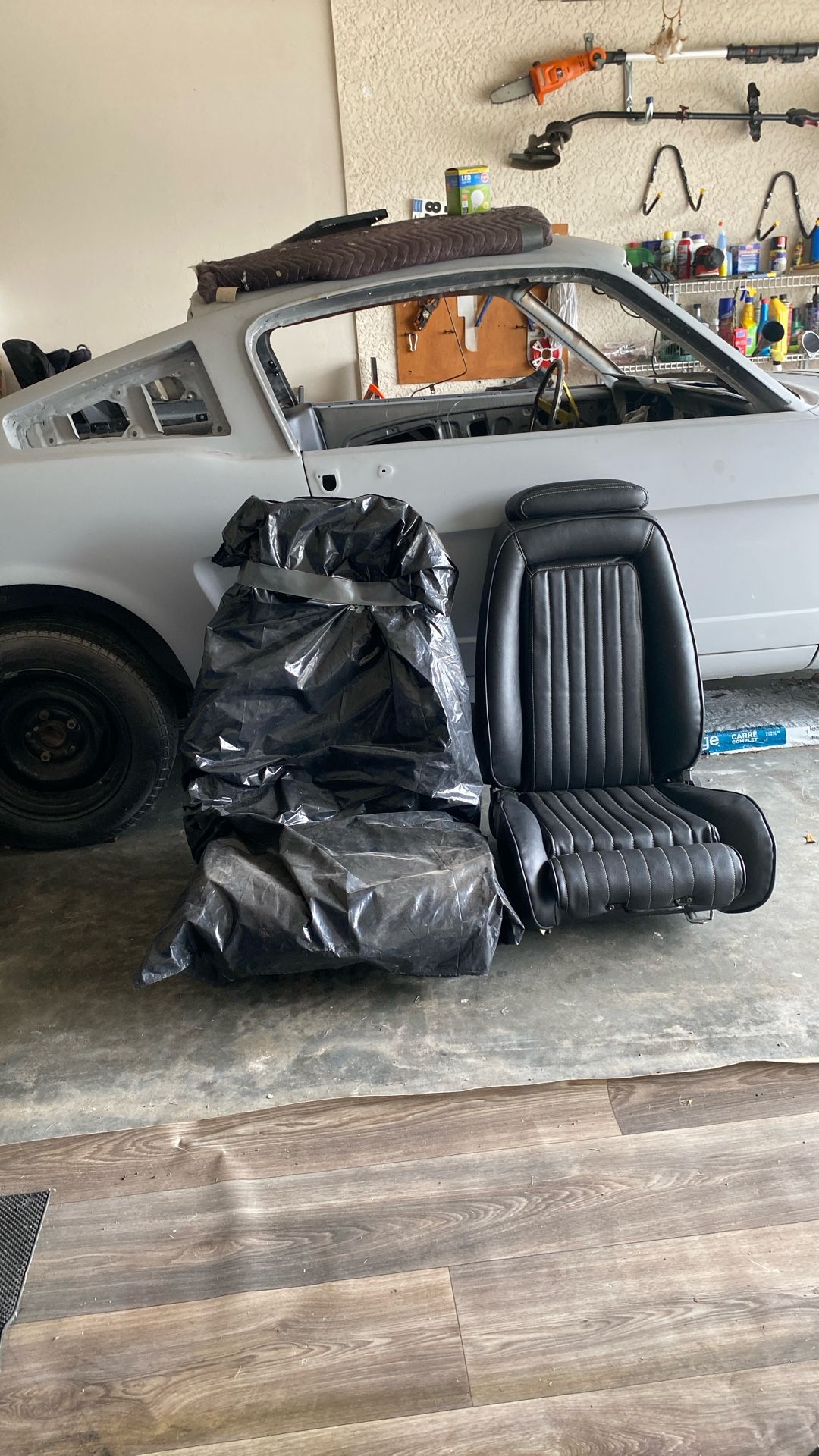 Ford Mustang Seats Never Been Seat On Selling The Pair