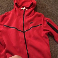 Red Nike Tech Men’s Medium 